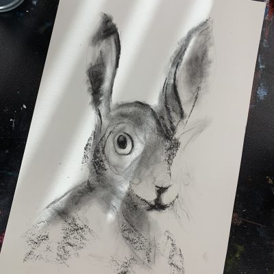 Vivo Art Studio provides large variety of art lessons for kids and adults. We teach painting, drawing, fluid art, sketching, composition and color theory.